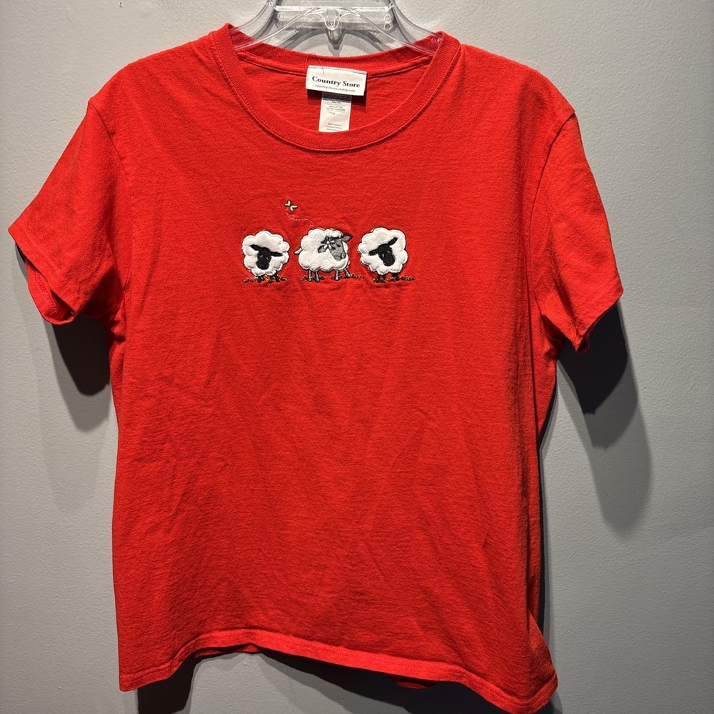 Vintage Country Store  Red Short Sleeve T-Shirt Sheep Appliqué Embroidered‎ Sz L